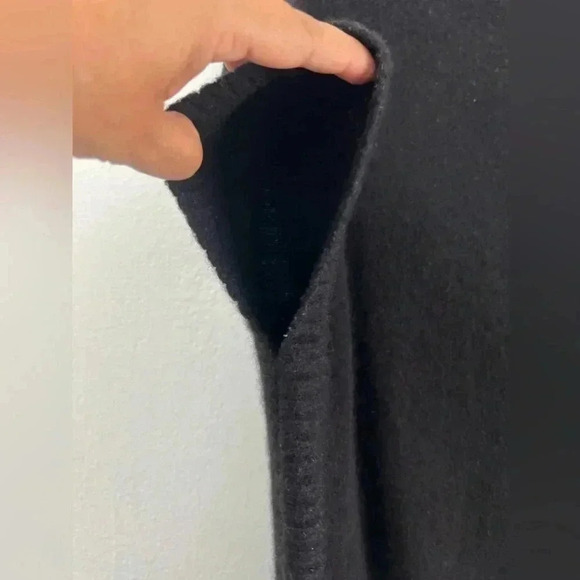 Isaac Mizrahi Live Cashmere Oversized Poncho Sweater‎  Size XS - Picture 4 of 13